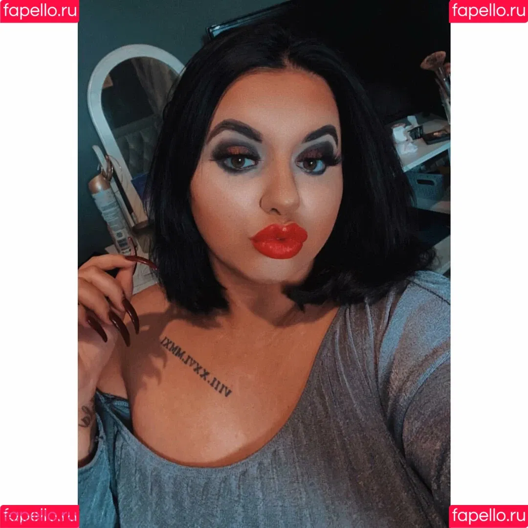 meg_bxxx Onlyfans Photo Gallery 