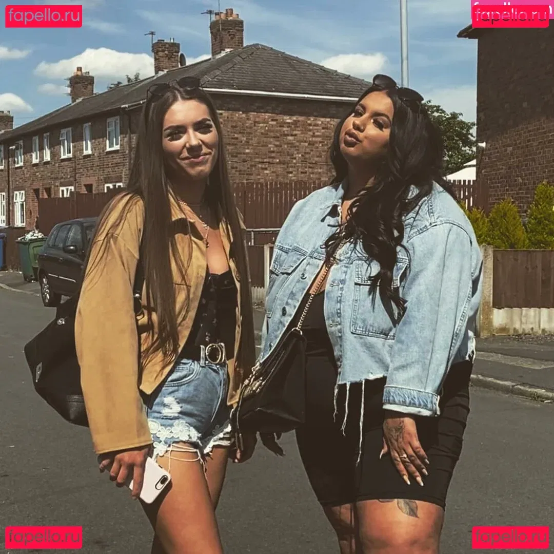 meg_bxxx Onlyfans Photo Gallery 