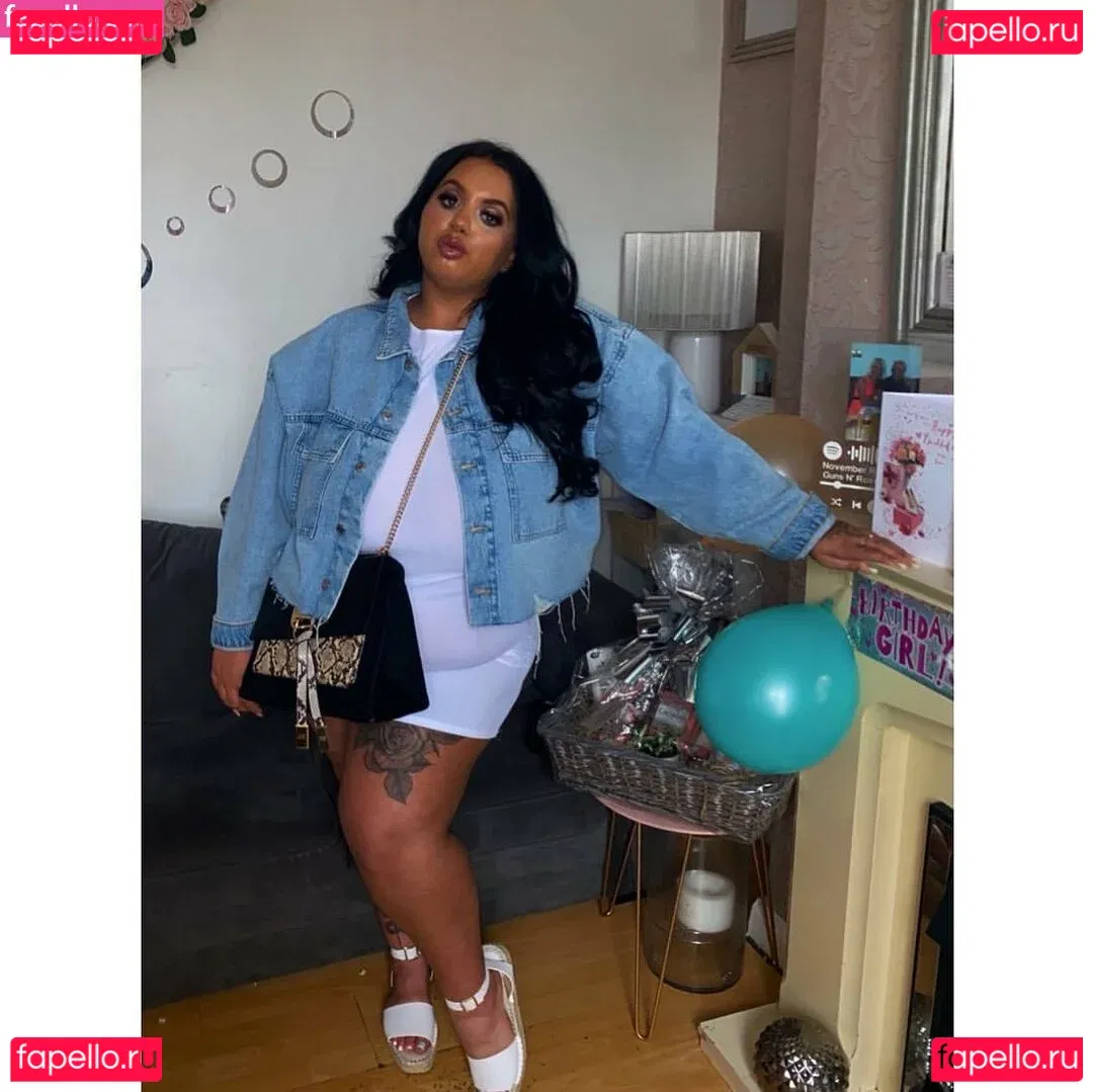 meg_bxxx Onlyfans Photo Gallery 