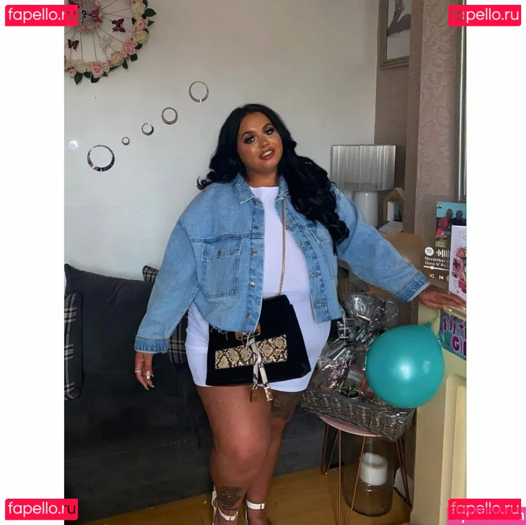 meg_bxxx Onlyfans Photo Gallery 