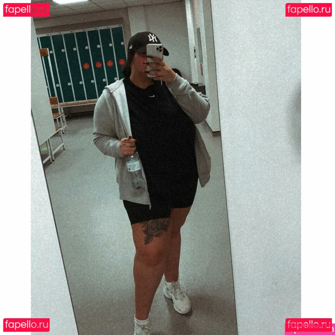 meg_bxxx Onlyfans Photo Gallery 