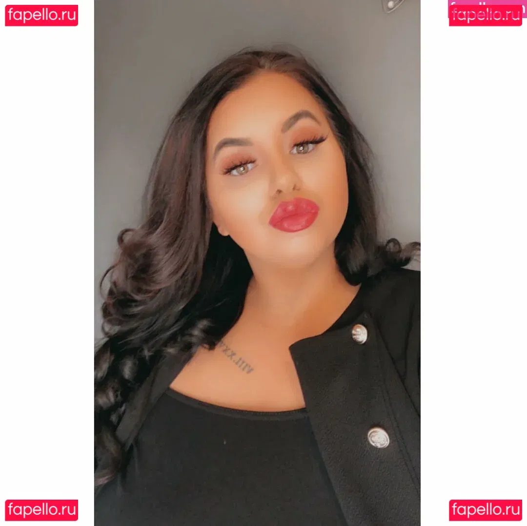 meg_bxxx Onlyfans Photo Gallery 