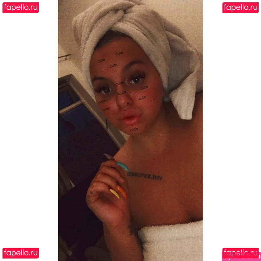 meg_bxxx Onlyfans Photo Gallery 