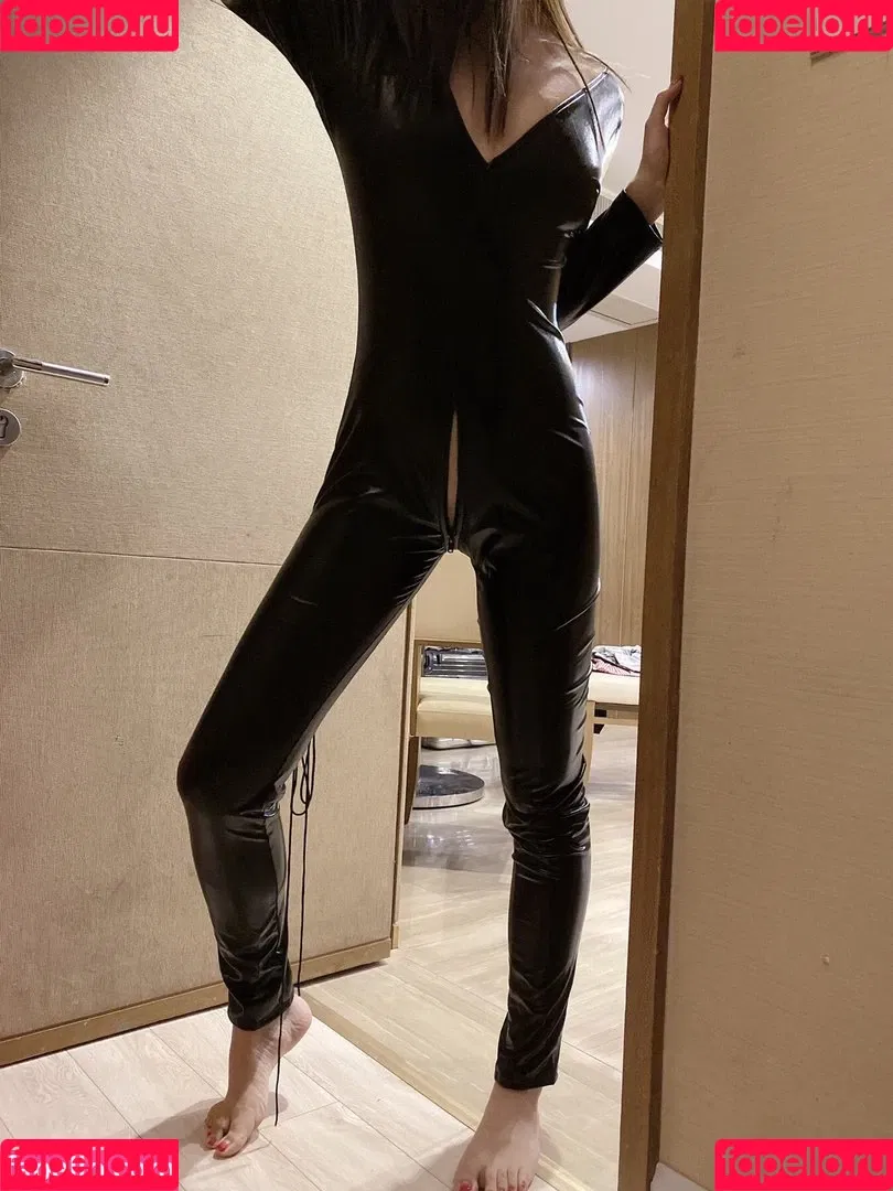 ZhiZhiBooty Onlyfans Photo Gallery 