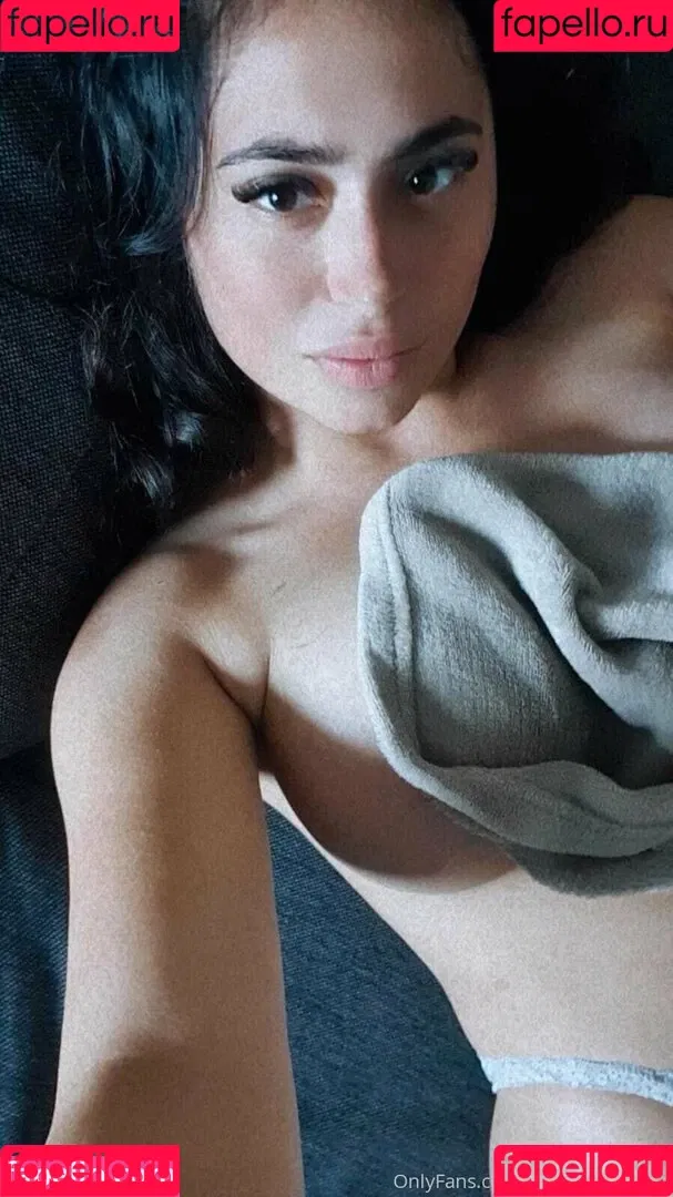 valentina.lavida.old Onlyfans Photo Gallery 