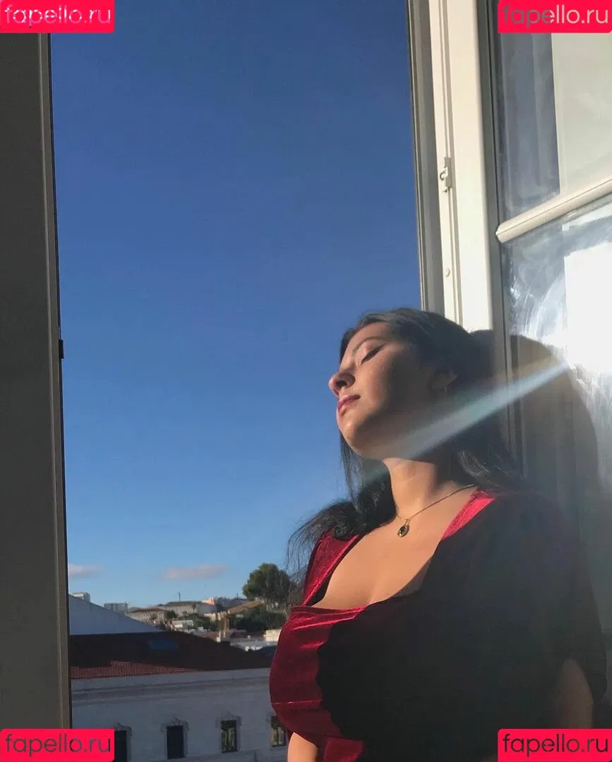 Nada C Onlyfans Photo Gallery 