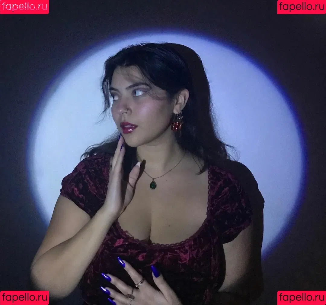 Nada C Onlyfans Photo Gallery 
