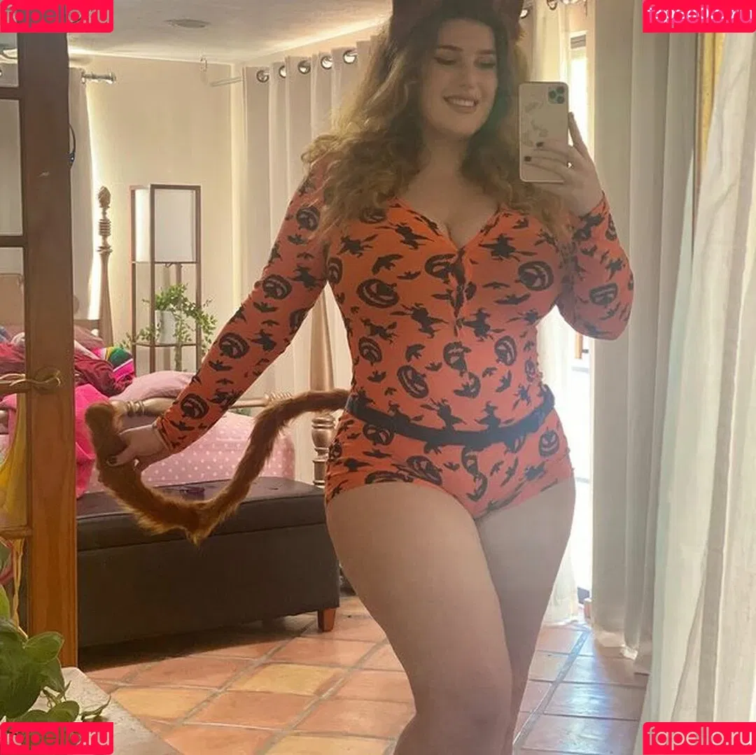 Moxy Mary Onlyfans Photo Gallery 