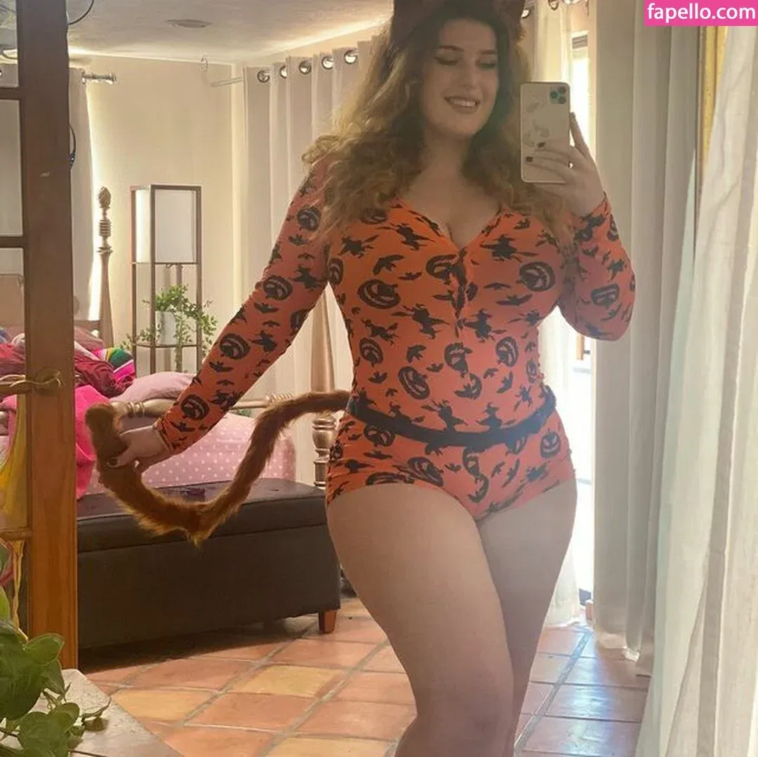 Moxy Mary Onlyfans Photo Gallery 