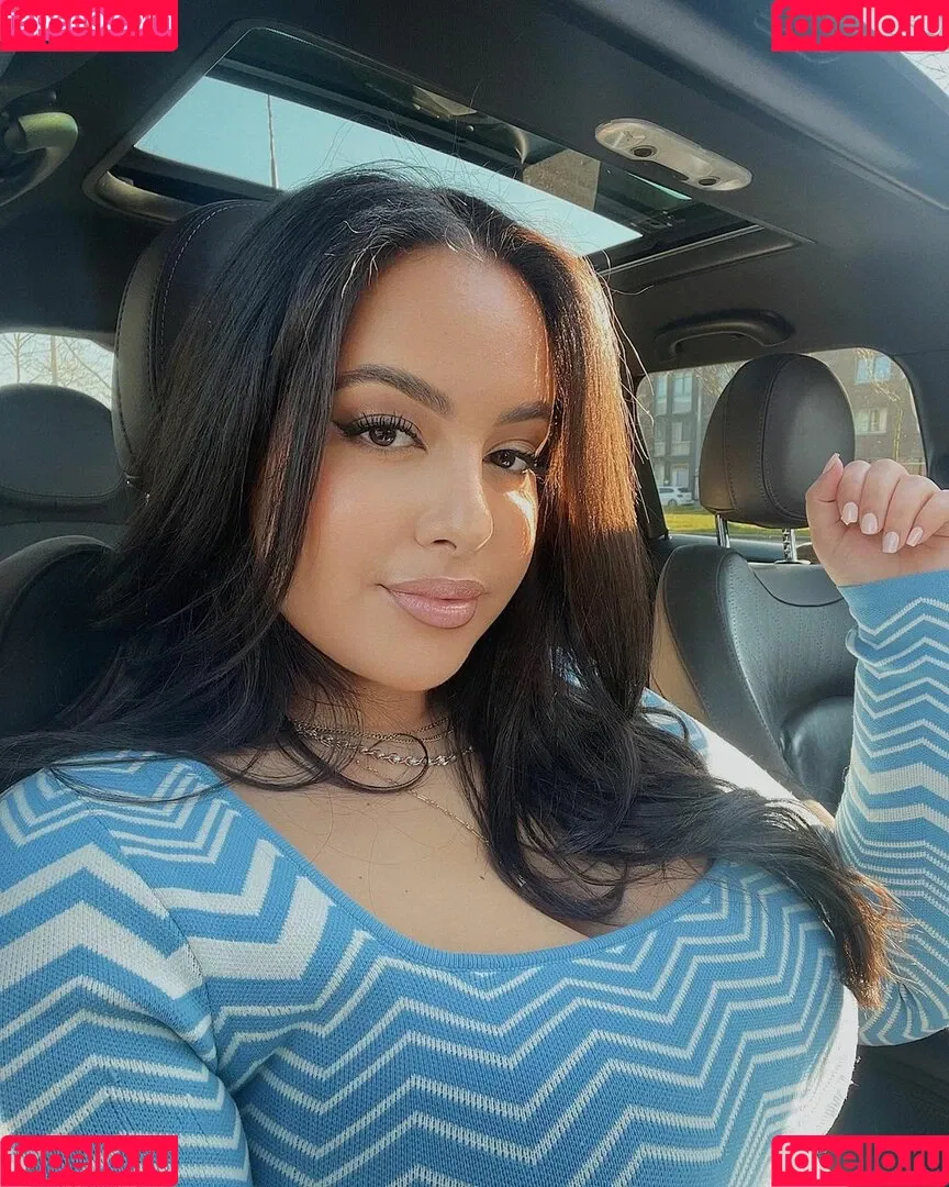 Zina Hadid Onlyfans Photo Gallery 