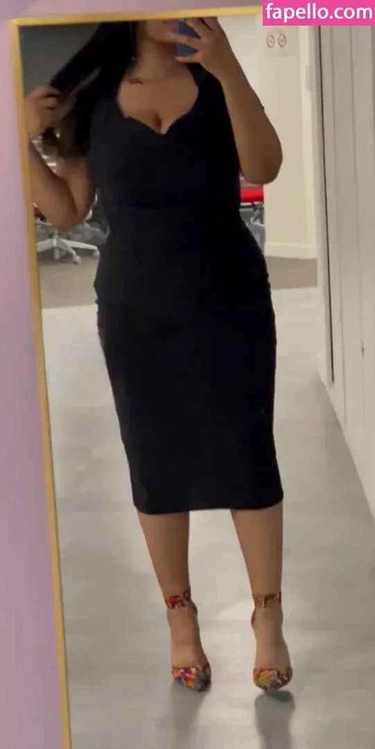 Zina Hadid Onlyfans Photo Gallery 