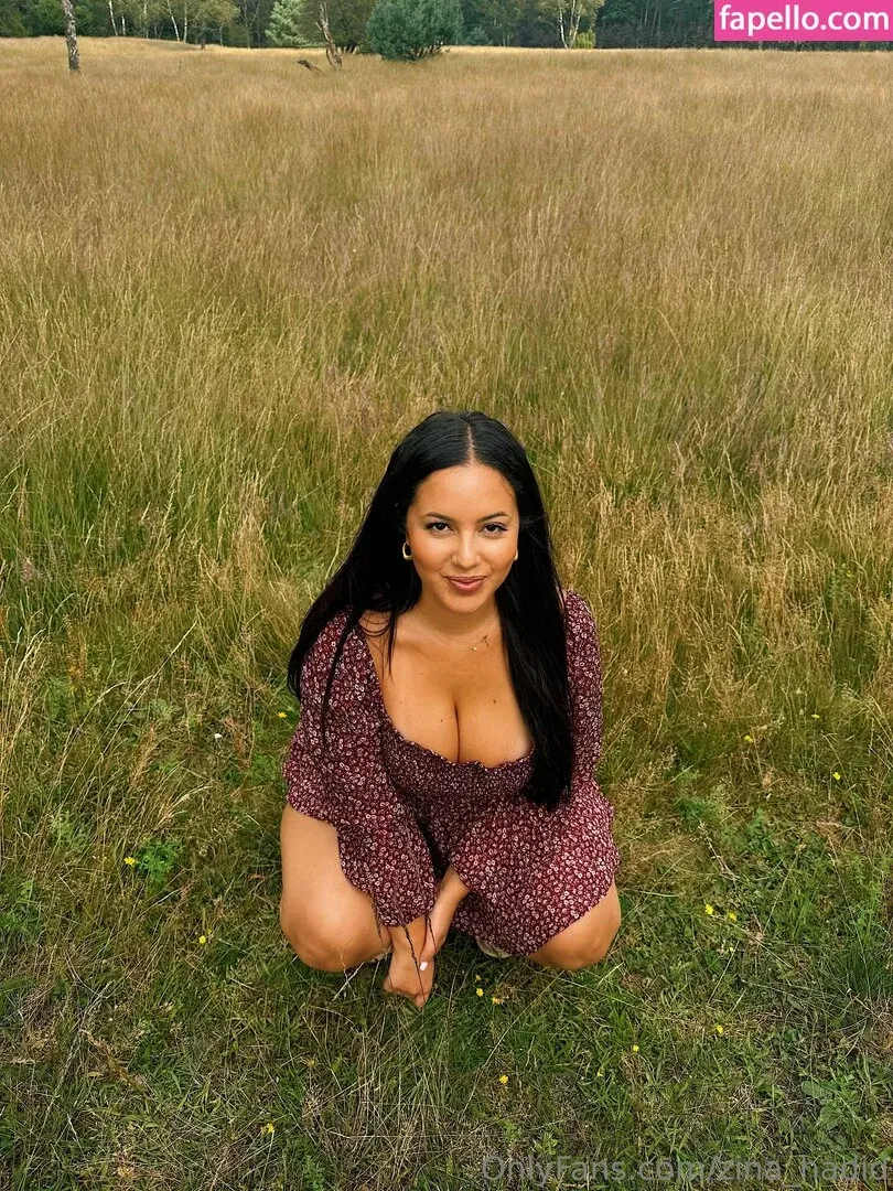 Zina Hadid Onlyfans Photo Gallery 