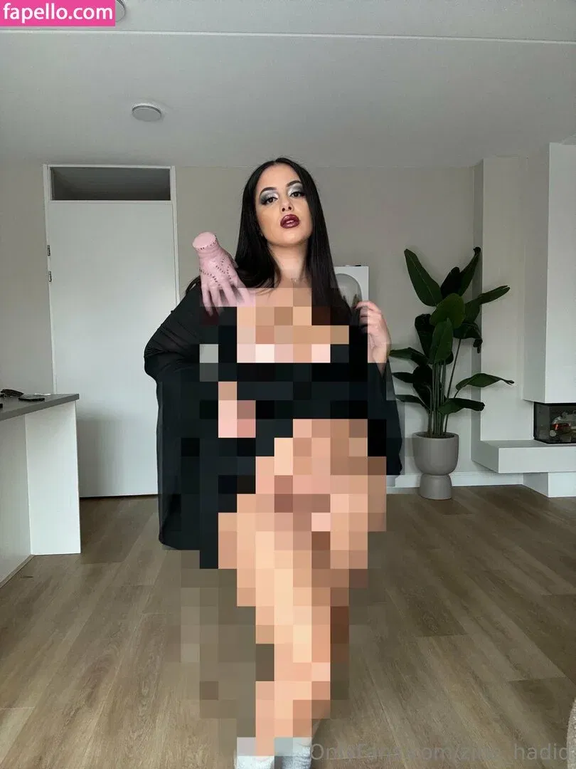 Zina Hadid Onlyfans Photo Gallery 