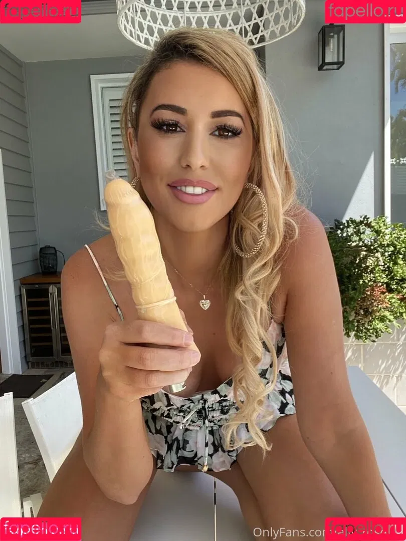 elly_rose_xx Onlyfans Photo Gallery 