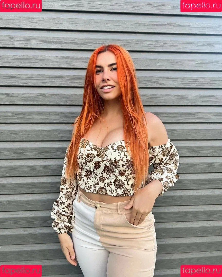 Alicia Atout Onlyfans Photo Gallery 