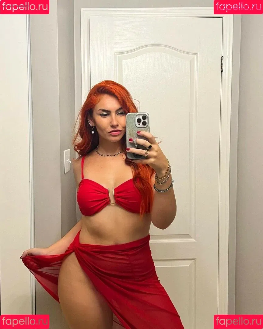 Alicia Atout Onlyfans Photo Gallery 