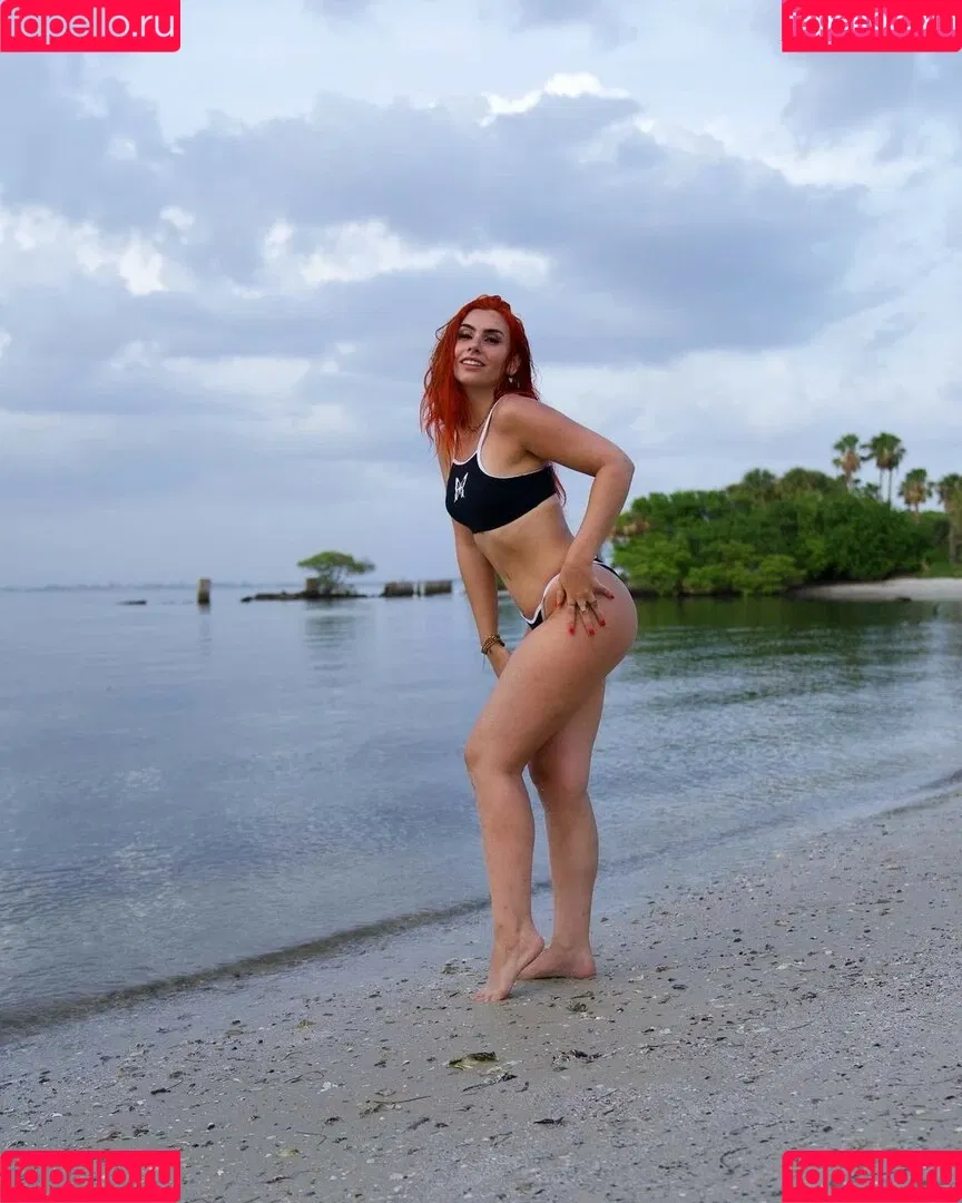 Alicia Atout Onlyfans Photo Gallery 