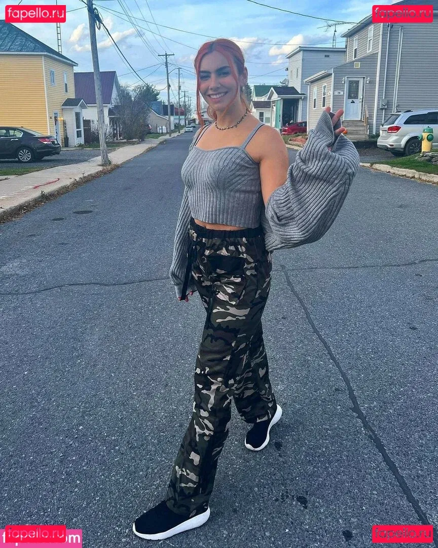 Alicia Atout Onlyfans Photo Gallery 