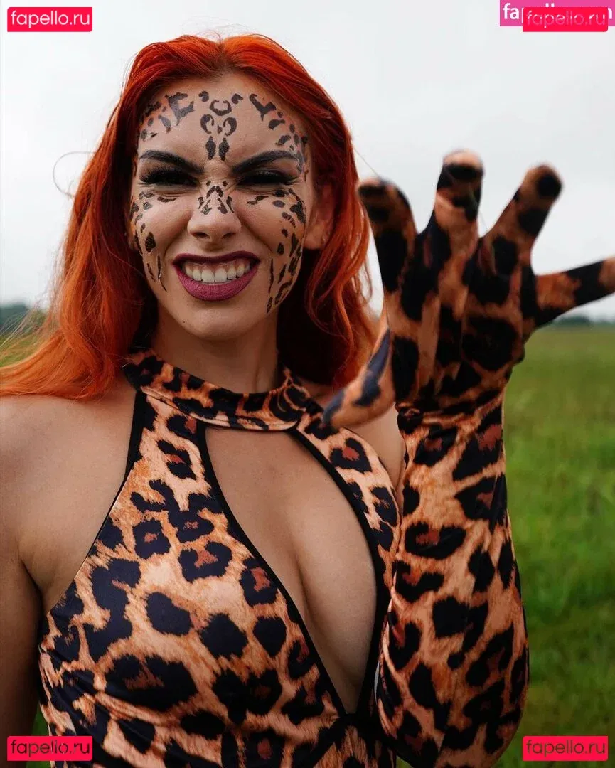 Alicia Atout Onlyfans Photo Gallery 