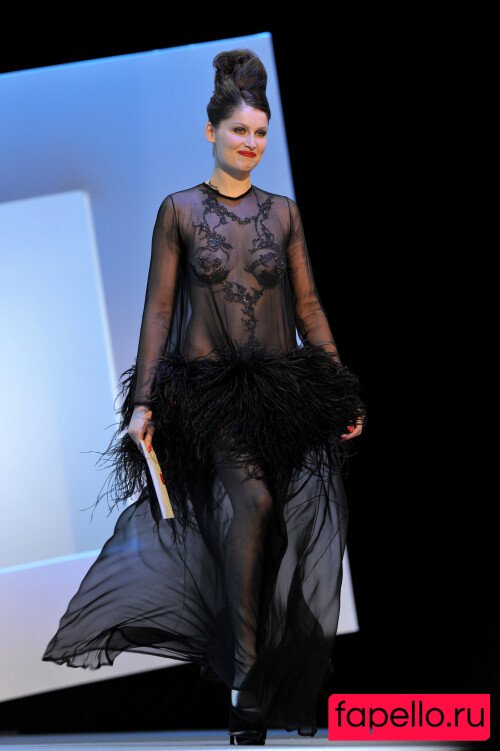 Laetitia Casta Onlyfans Photo Gallery 