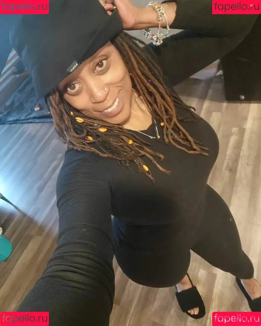 RhodaBlakey Onlyfans Photo Gallery 