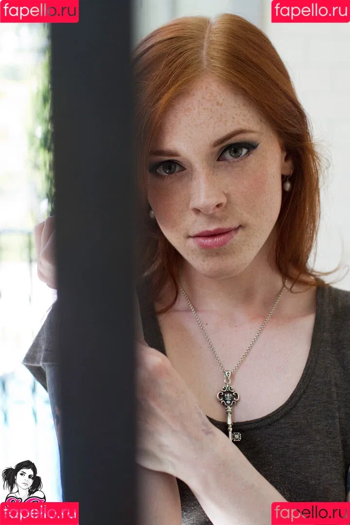 Annalee Onlyfans Photo Gallery 