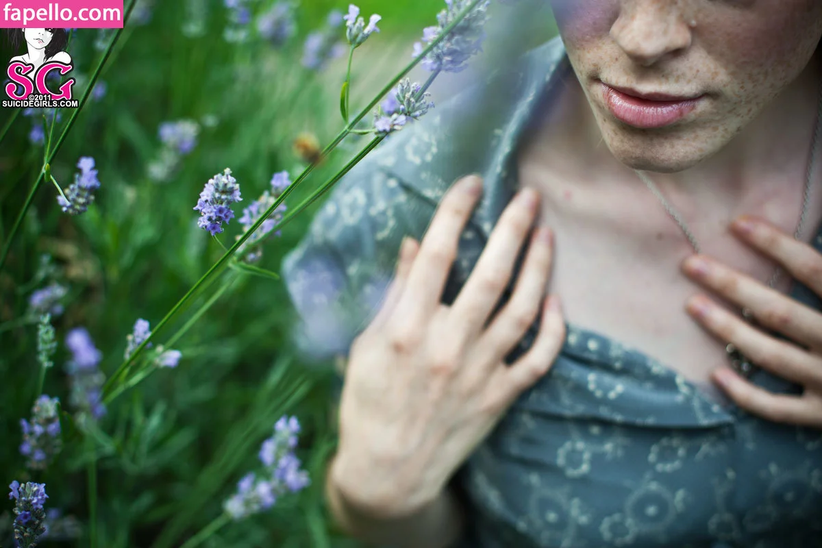 Annalee Onlyfans Photo Gallery 