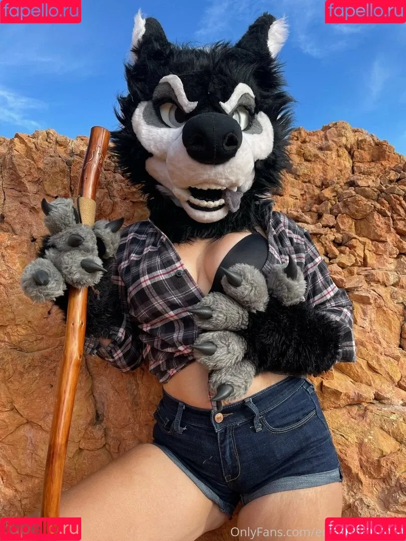 emmawerewuff Onlyfans Photo Gallery 
