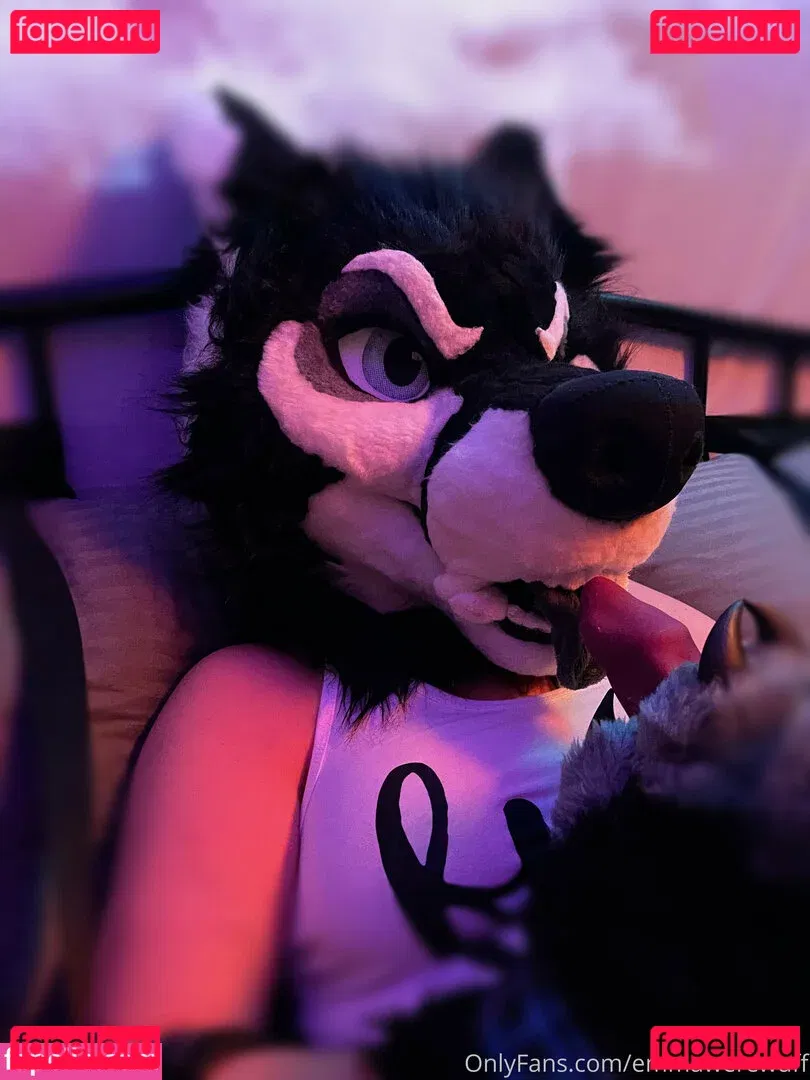 emmawerewuff Onlyfans Photo Gallery 