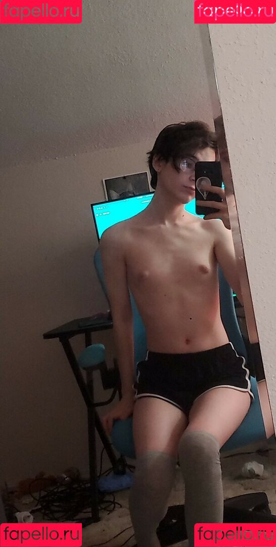 Bellafwee Onlyfans Photo Gallery 