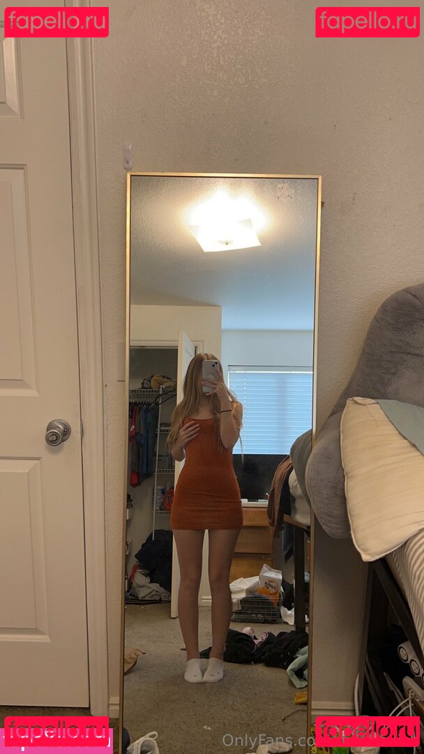 mileyeilish / realmileyeilish Onlyfans Photo Gallery 