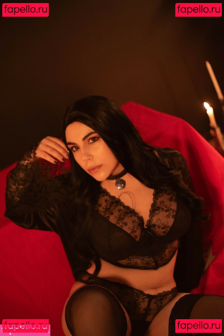 Izmacat / izma.cat Onlyfans Photo Gallery 