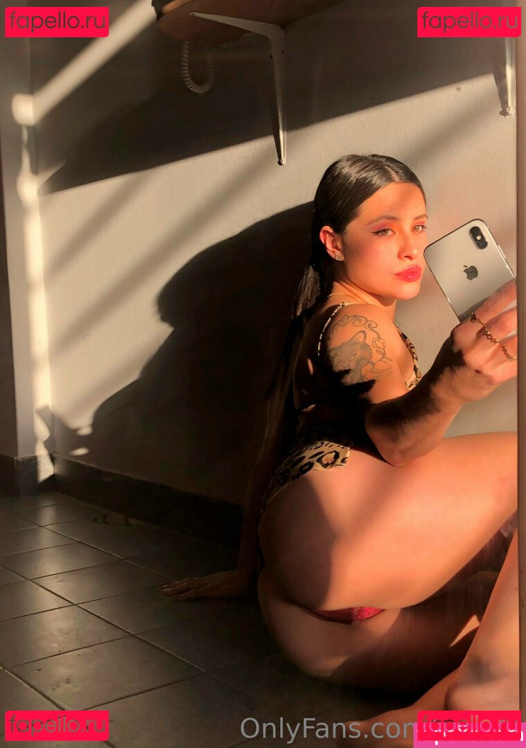 georlu Onlyfans Photo Gallery 