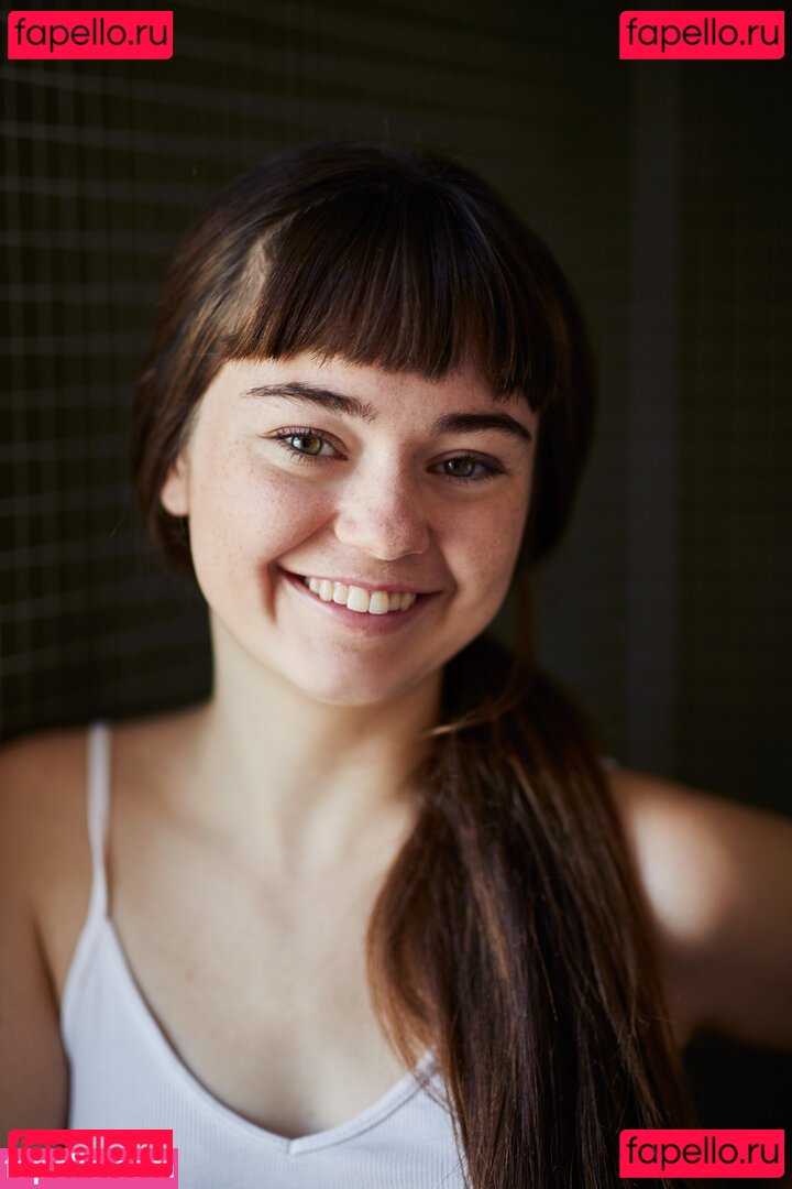 Ella Lee / Ella_lee / ella lee berlin / ella_lee_offiziell Onlyfans Photo Gallery 