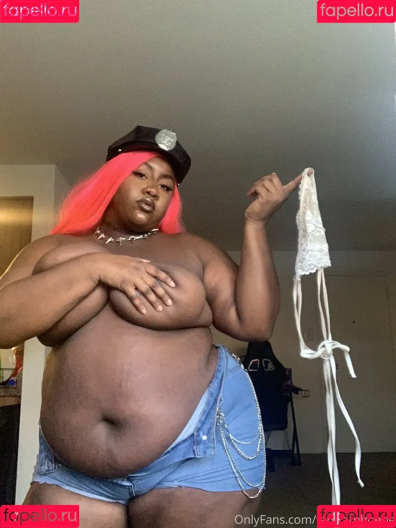 phat_ass_phoebe Onlyfans Photo Gallery 
