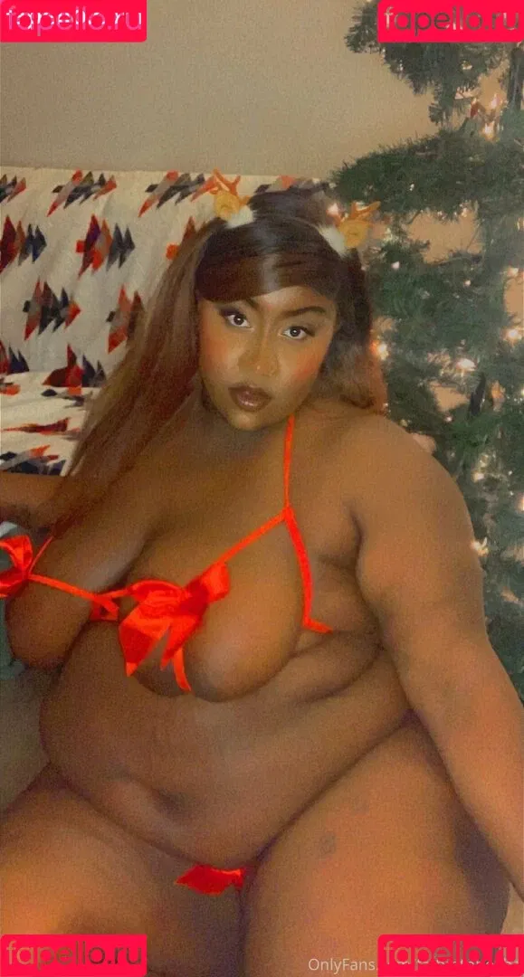 phat_ass_phoebe Onlyfans Photo Gallery 