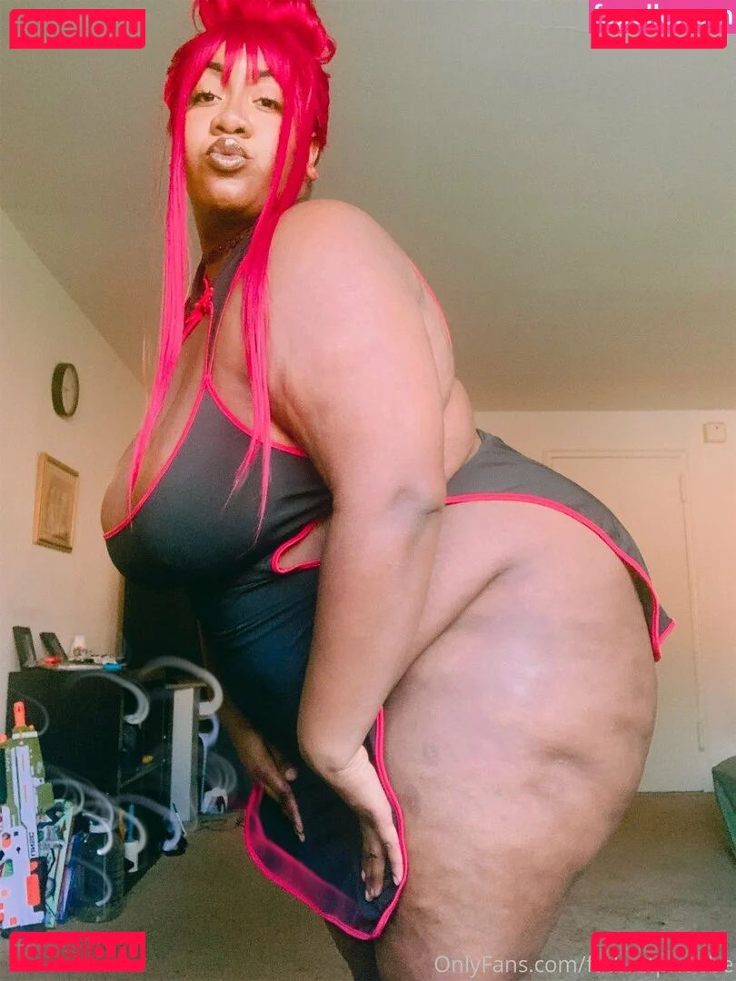 phat_ass_phoebe Onlyfans Photo Gallery 