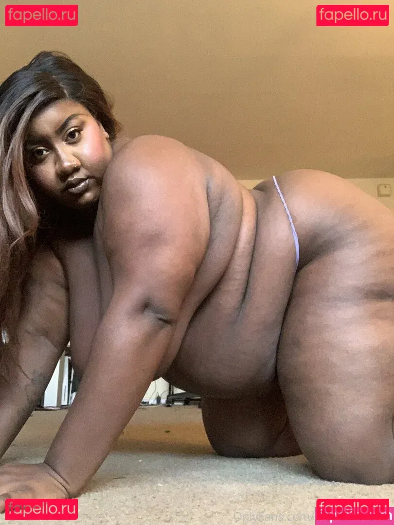 phat_ass_phoebe Onlyfans Photo Gallery 