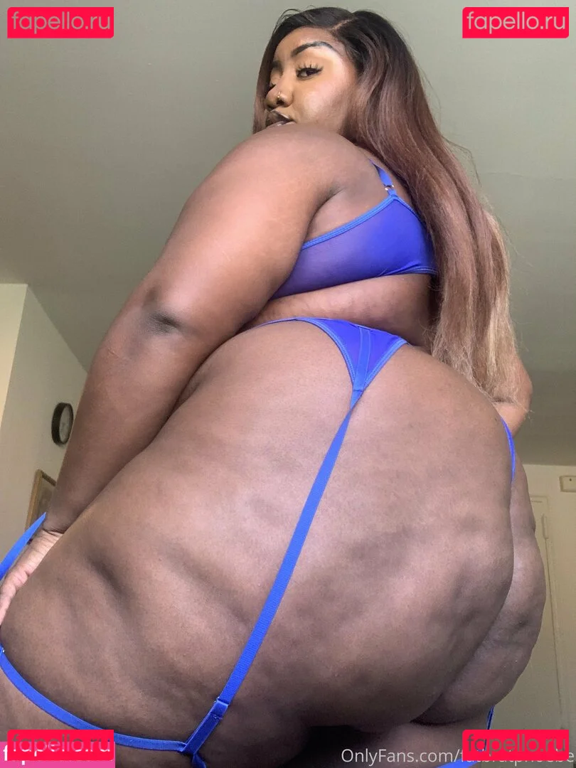 phat_ass_phoebe Onlyfans Photo Gallery 