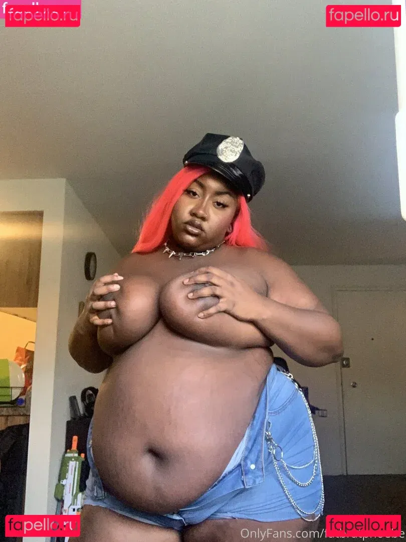 phat_ass_phoebe Onlyfans Photo Gallery 