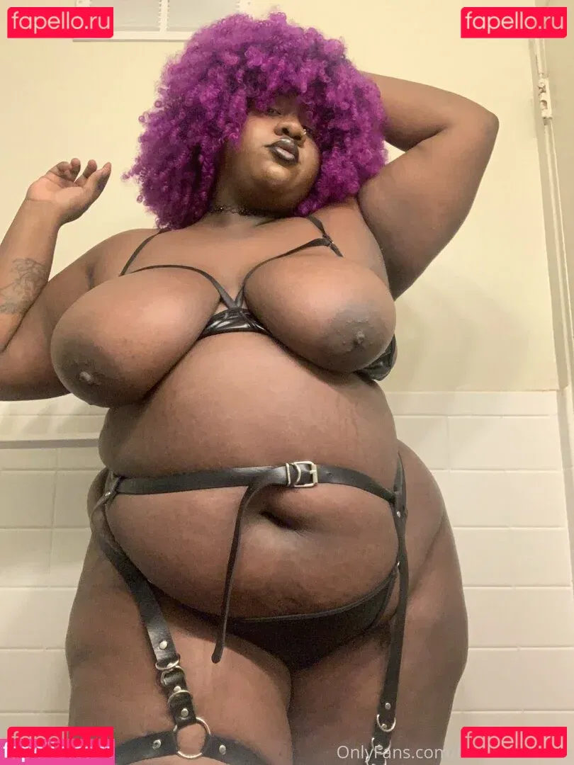 phat_ass_phoebe Onlyfans Photo Gallery 