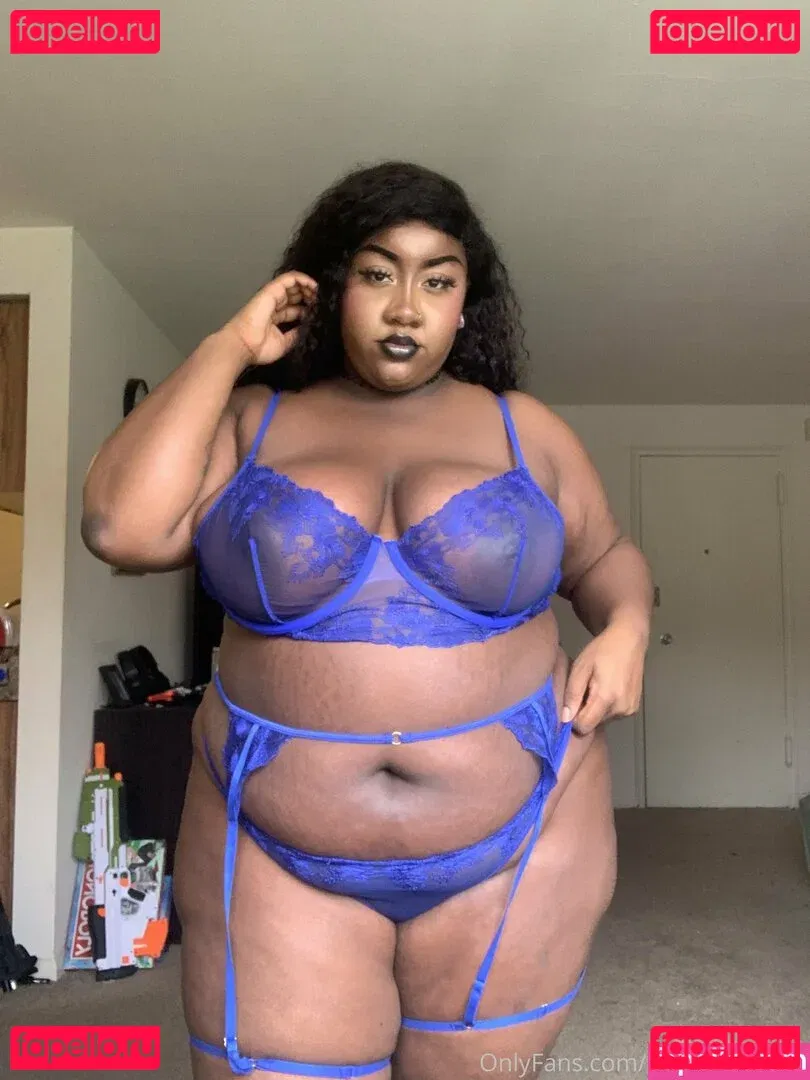 phat_ass_phoebe Onlyfans Photo Gallery 