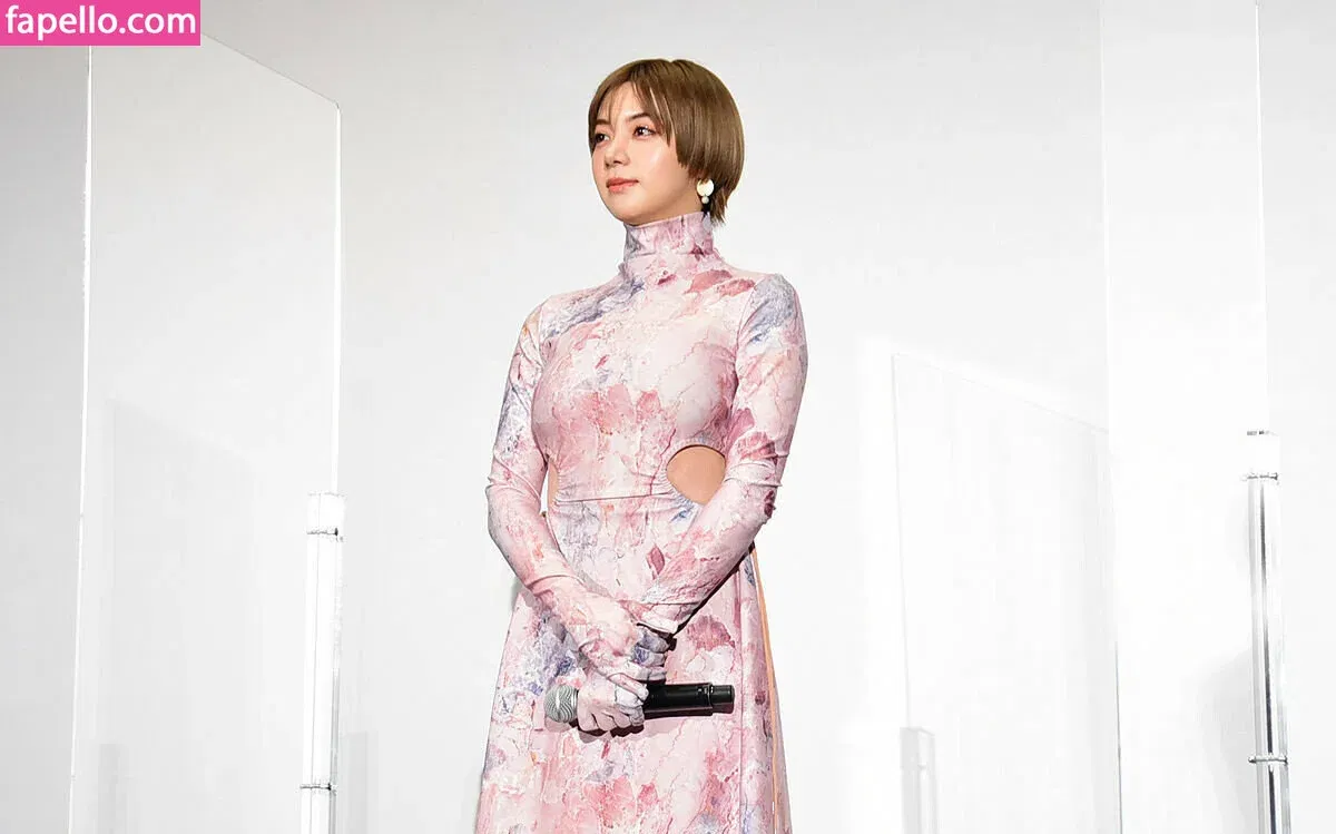 Elaiza Ikeda Onlyfans Photo Gallery 