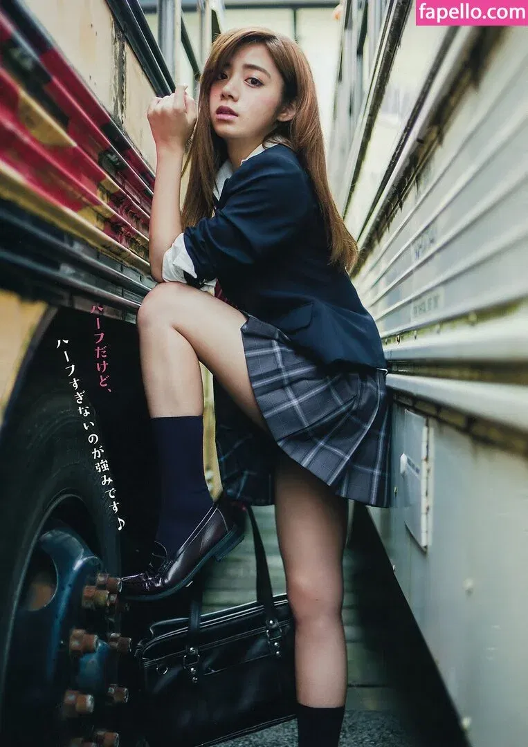 Elaiza Ikeda Onlyfans Photo Gallery 