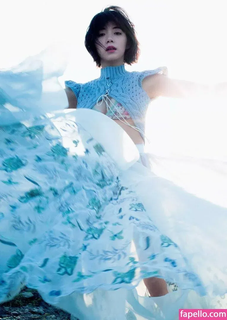 Elaiza Ikeda Onlyfans Photo Gallery 