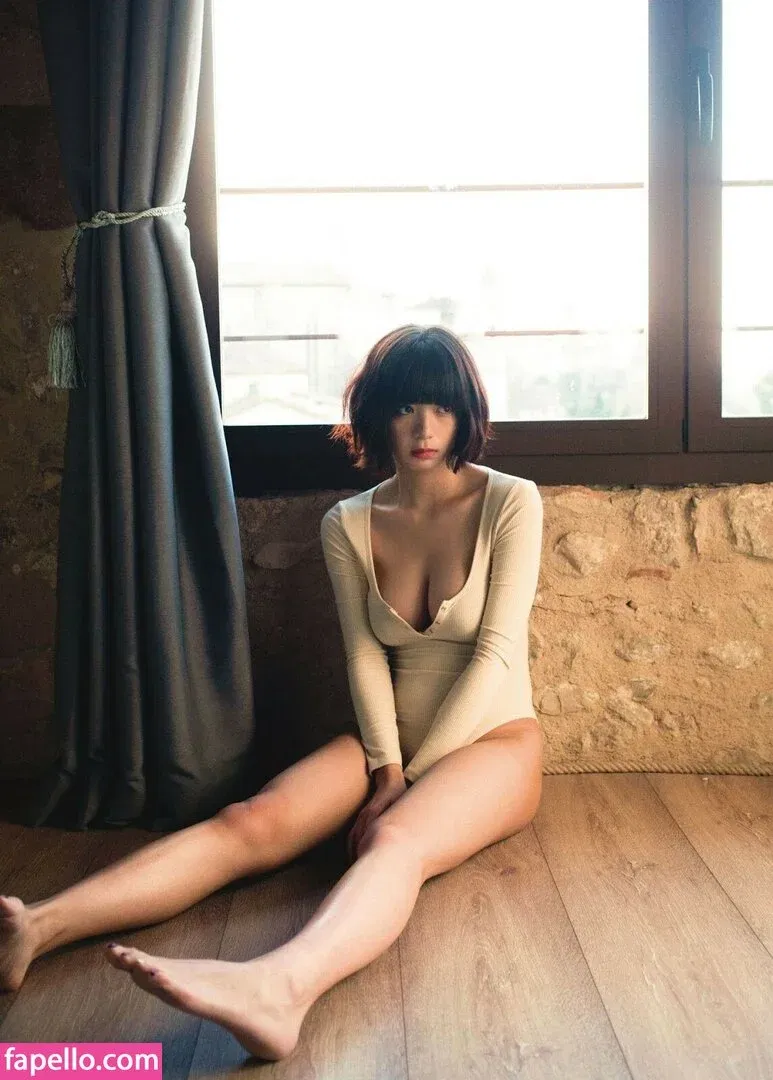 Elaiza Ikeda Onlyfans Photo Gallery 