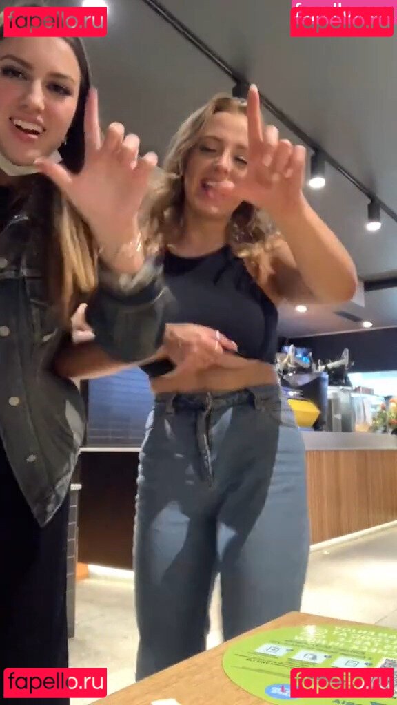 Charlotte Page / _charlottepage / charlotteepage / charlottepage7 Onlyfans Photo Gallery 