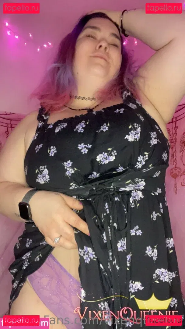 vixenqueenie Onlyfans Photo Gallery 