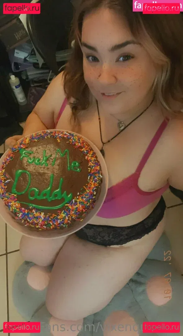 vixenqueenie Onlyfans Photo Gallery 