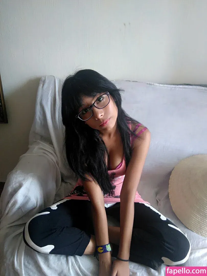 JayKoneko Onlyfans Photo Gallery 